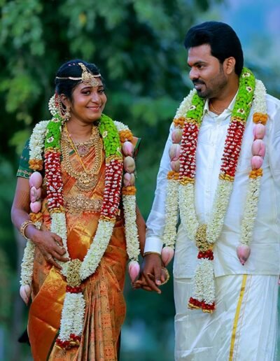 Gokulnath weds Priyanga candid photography in Namakkal