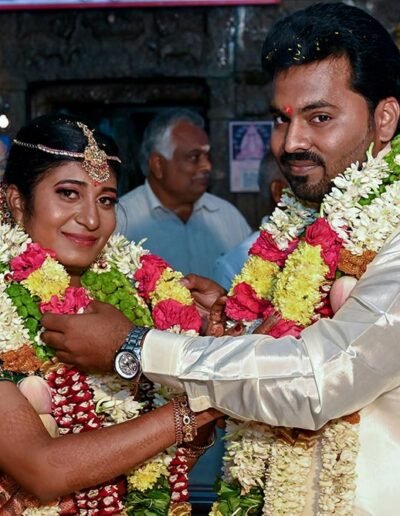 Gokulnath weds Priyanga candid photography in Namakkal